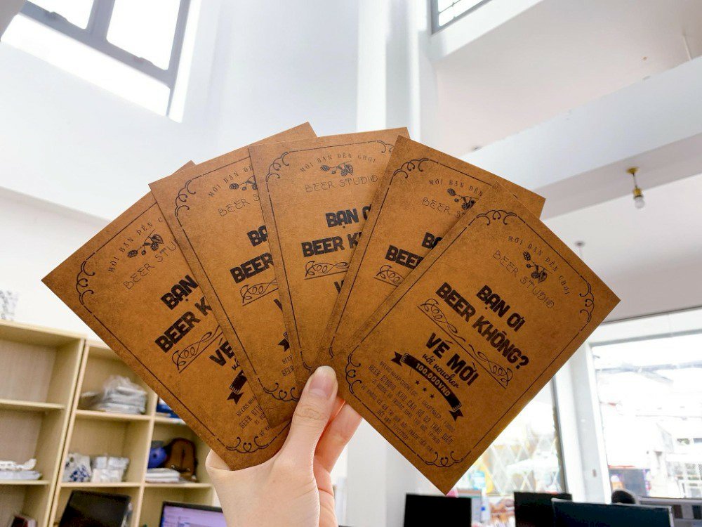 In thiệp mời giấy Kraft - Vé mời giấy Kraft | In Kỹ Thuật Số Since 2006