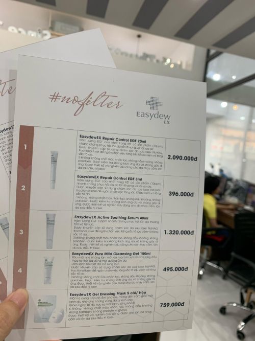 In tờ rơi bằng giấy gì?