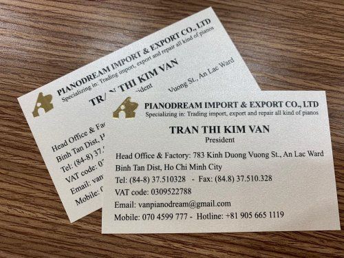 In name card bằng giấy gì?